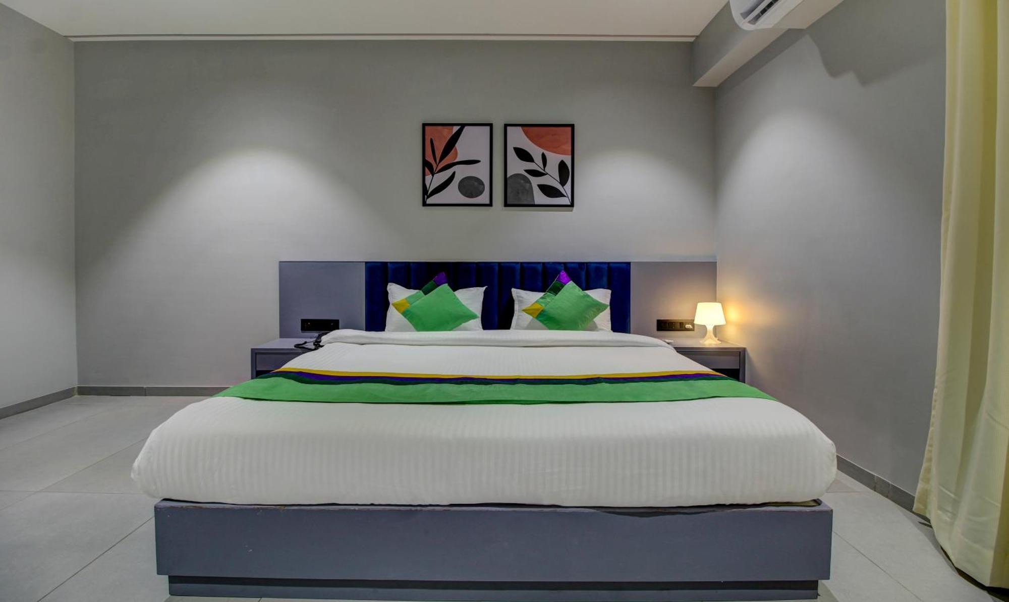 Comfort Inn Baner- Indian Nationals Only Pune Exterior foto